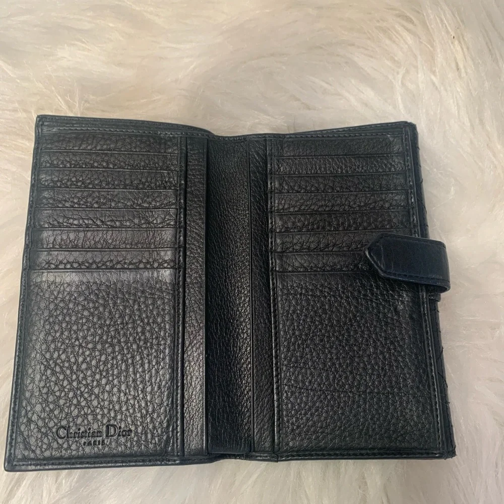 #45793 Christian Dior EUC wallet